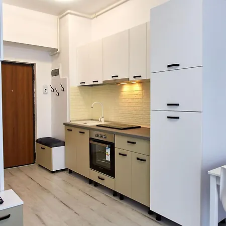 2 Tomis Aparthotel