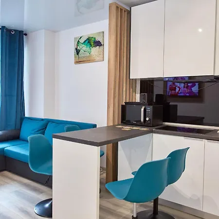 2 Tomis Aparthotel Navodari